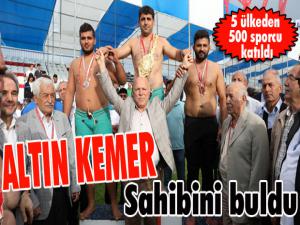 Altın Kemer sahibini buldu...