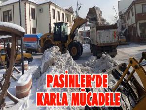 Pasinlerde kar temizleme çalışmaları tüm hızıyla devam ediyor 