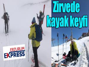 Zirvede kayak keyfi