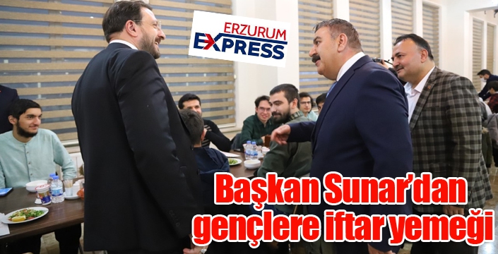 Başkan Sunar gençleri ağırladı