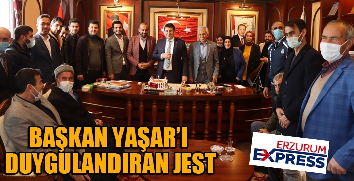 Yapılan jest Başkan Yaşar'ı duygulandırdı